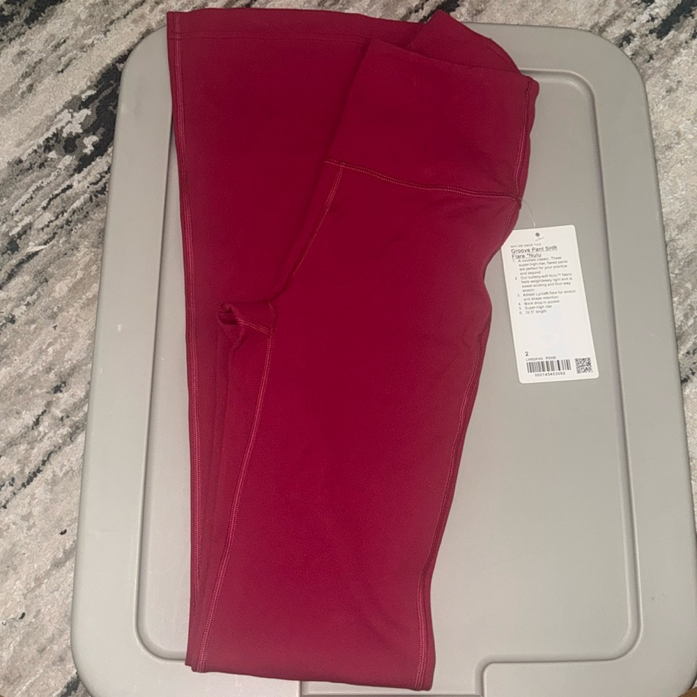 NWT Lululemon Groove Pant SHR Flare Nulu Size 2